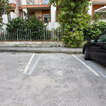 Nonno Angelo - 4 Bedrooms With Free Parking & Seaview Balcony Sorrento Exterior foto