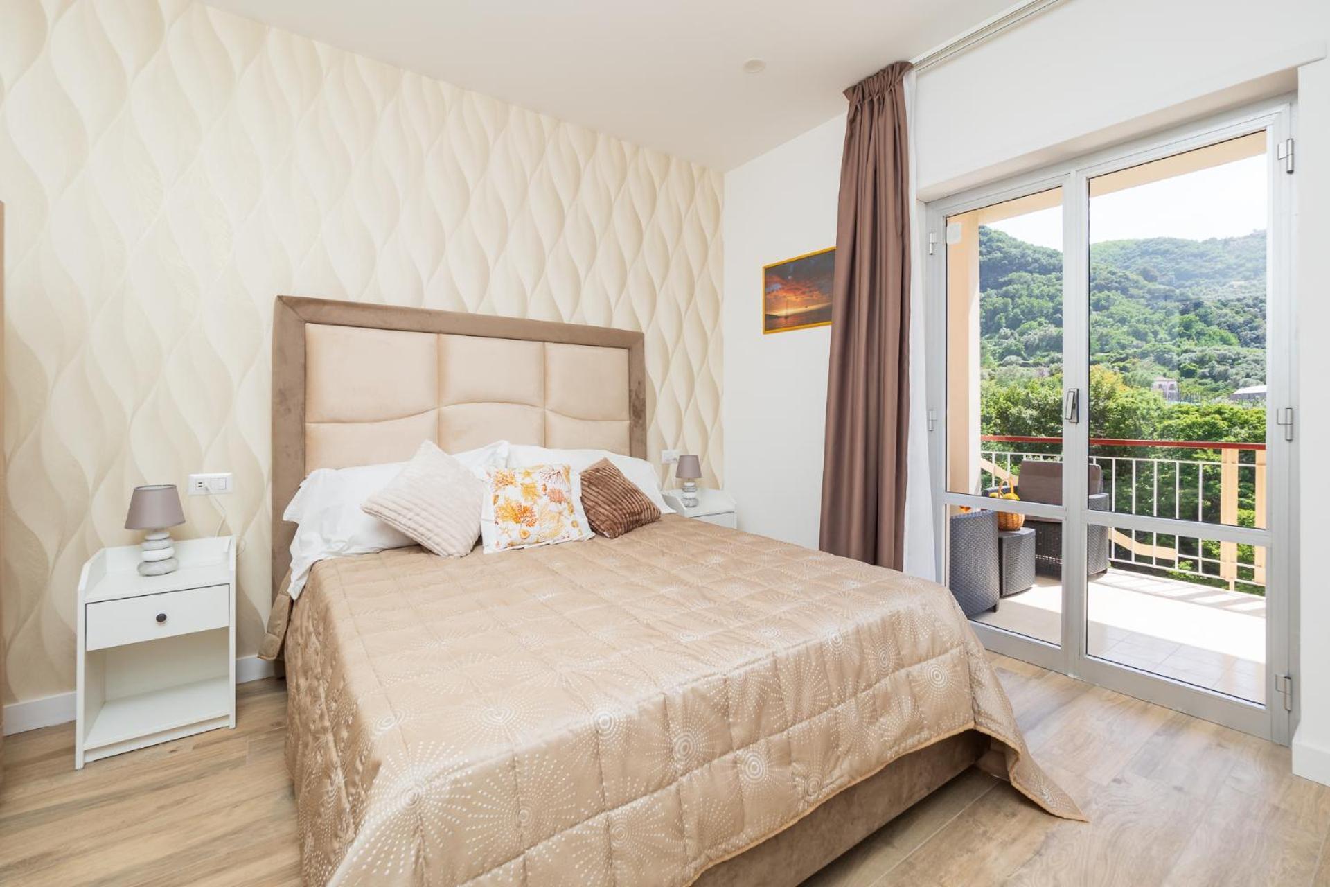 Nonno Angelo - 4 Bedrooms With Free Parking & Seaview Balcony Sorrento Exterior foto