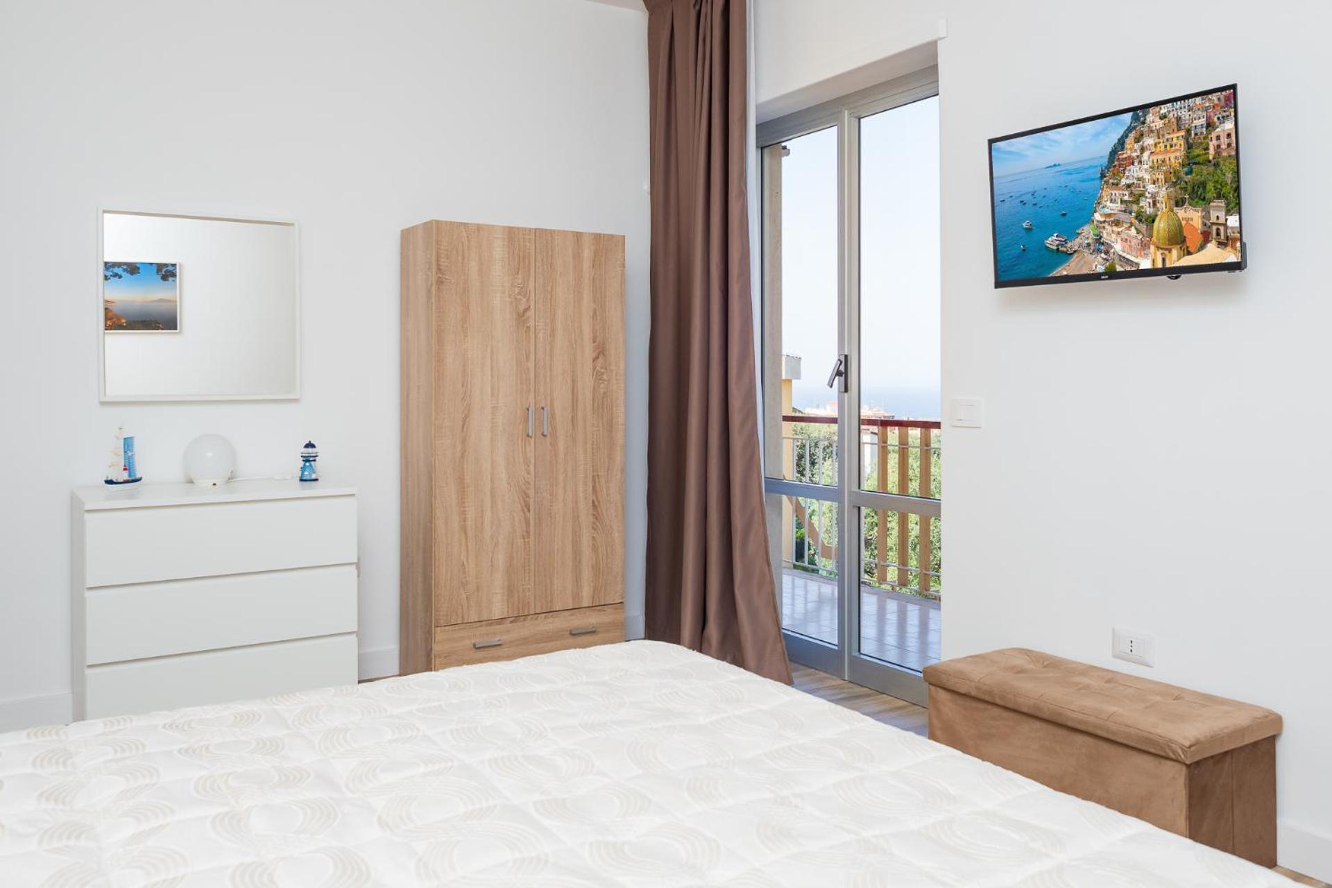 Nonno Angelo - 4 Bedrooms With Free Parking & Seaview Balcony Sorrento Exterior foto